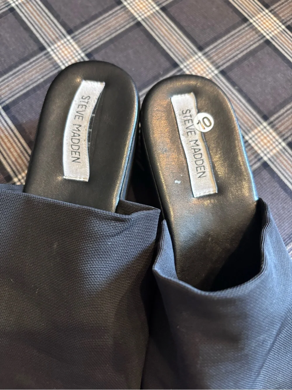 Vintage Steve Madden Black Fabric Slide Mules